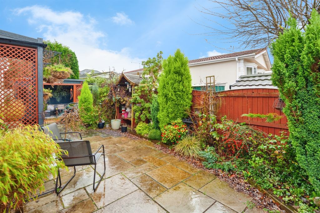 Property photo 3 of 21