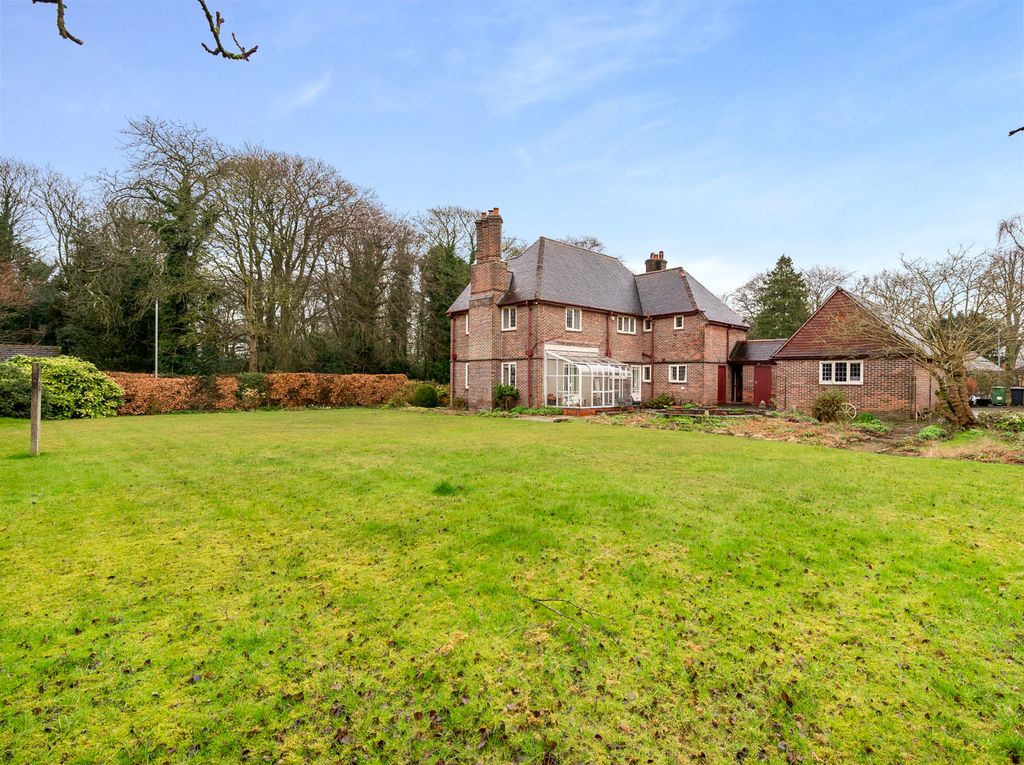 Property photo 2 of 43 Picture No. 61