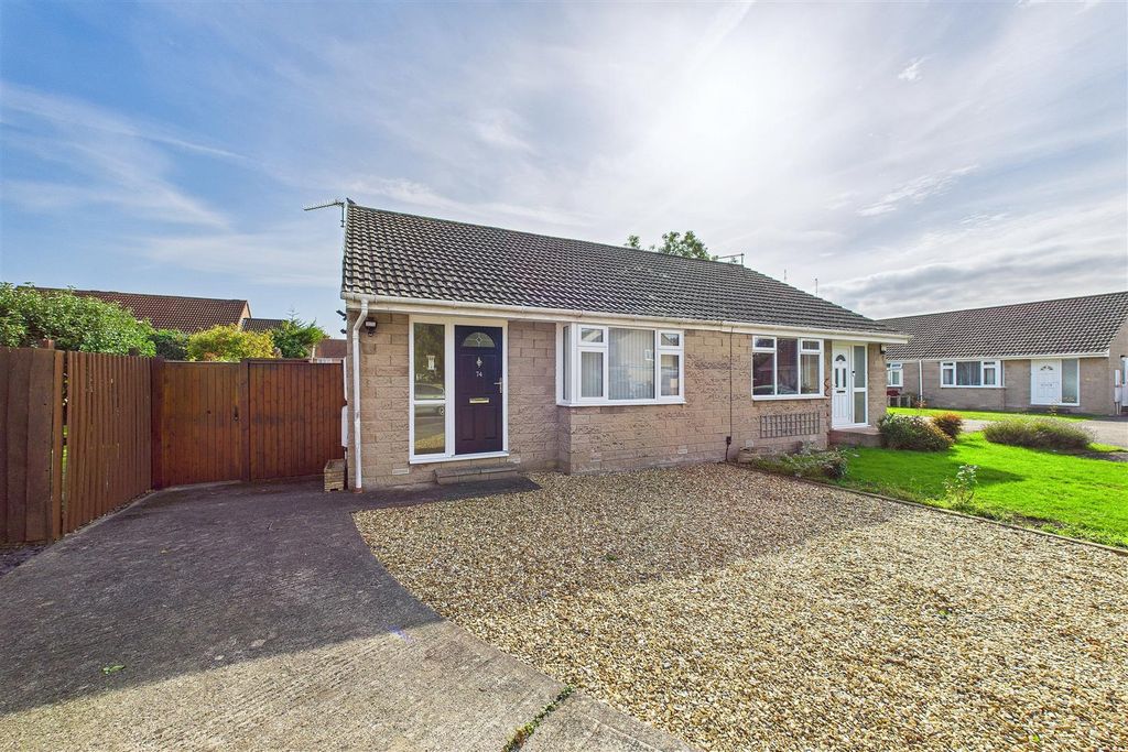 Property photo 1 of 9