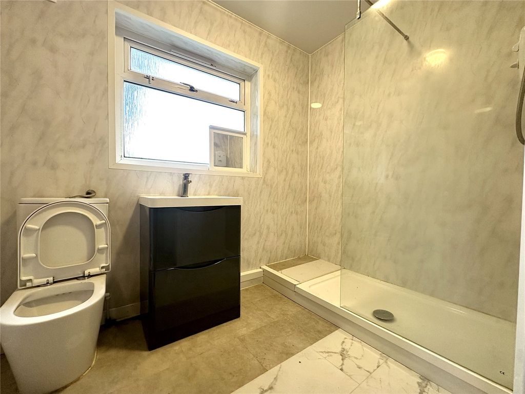 Property photo 2 of 10 Picture No. 03