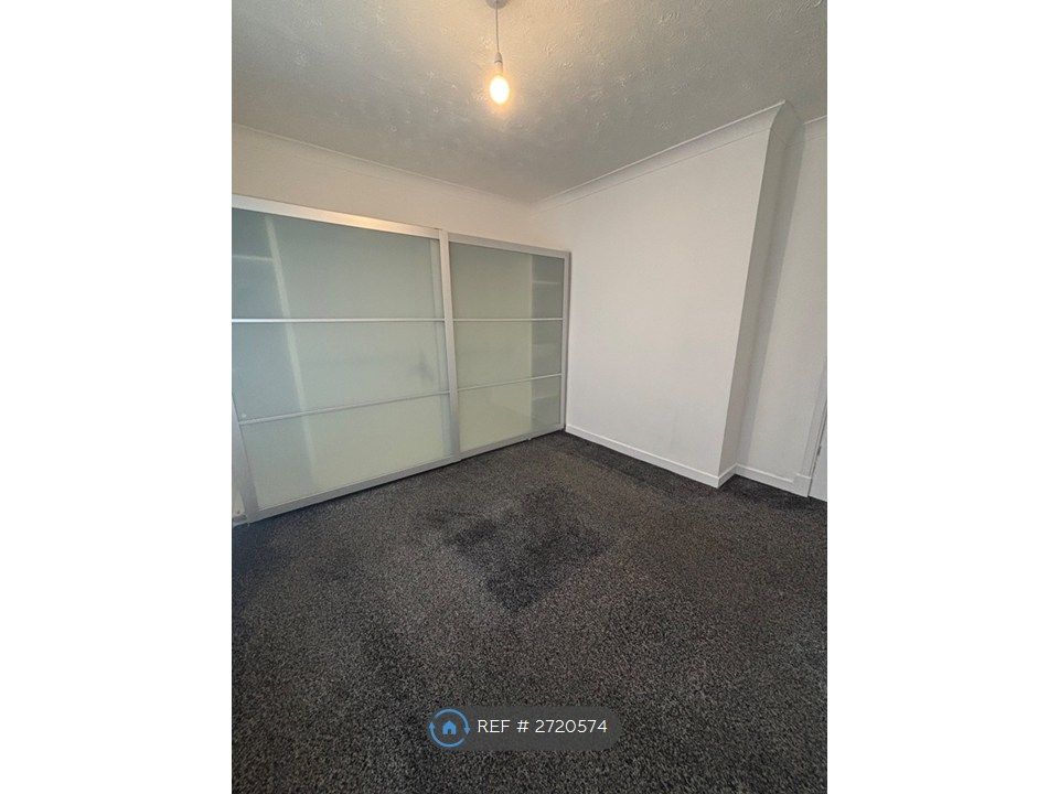 Property photo 3 of 16 Bedroom 1