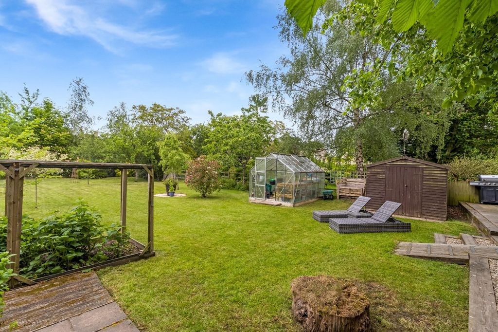 Property photo 3 of 31 Picture No. 49