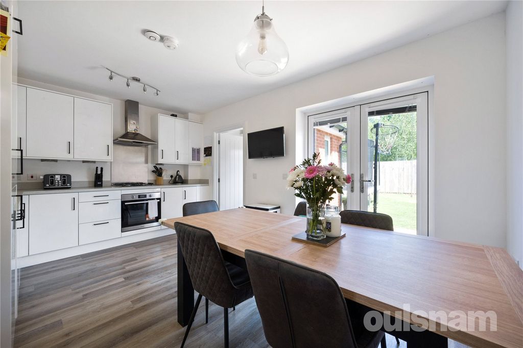 Property photo 2 of 18 Picture No. 06