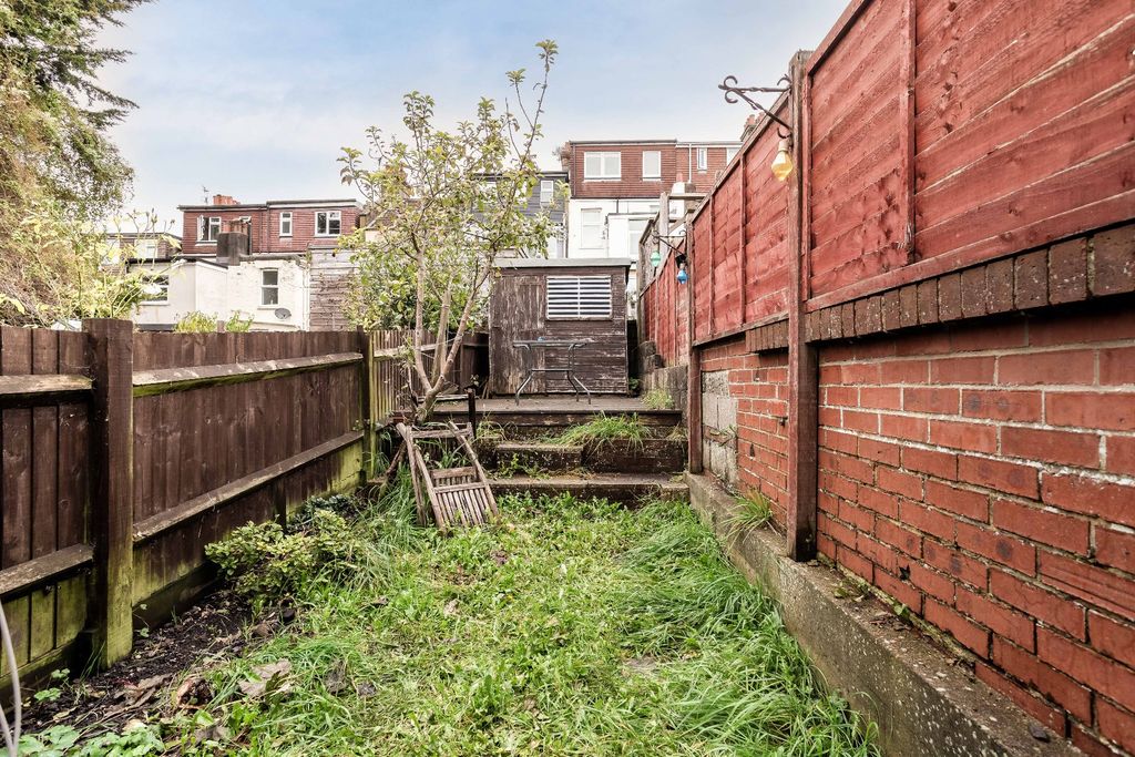 Property photo 3 of 13