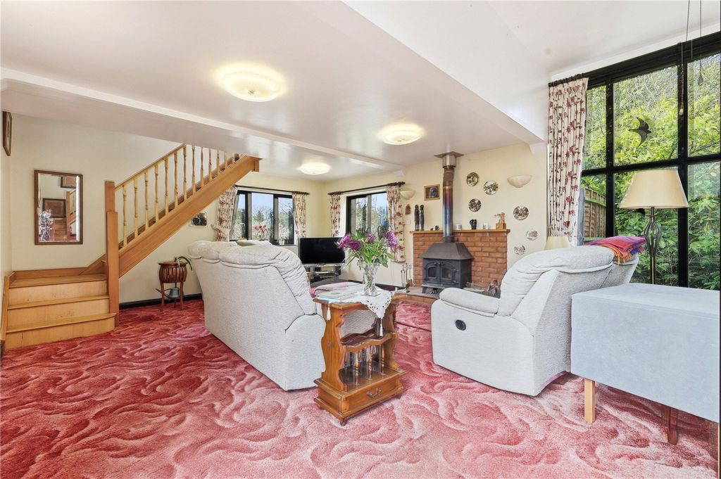 Property photo 3 of 13 Sitting/Dining Room