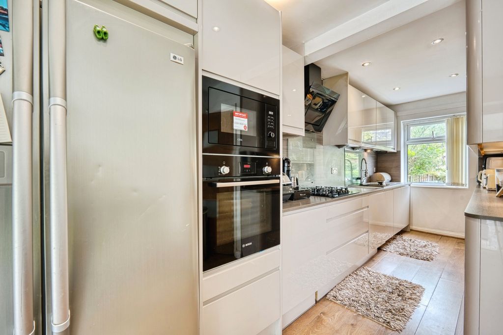 Property photo 2 of 20 Pbox-Img.Jpg