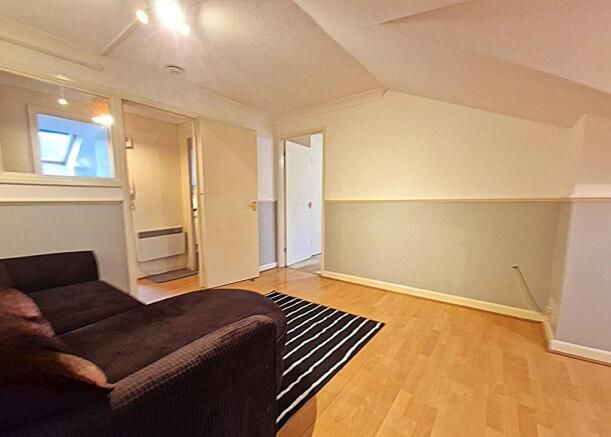 Property photo 3 of 8 Image