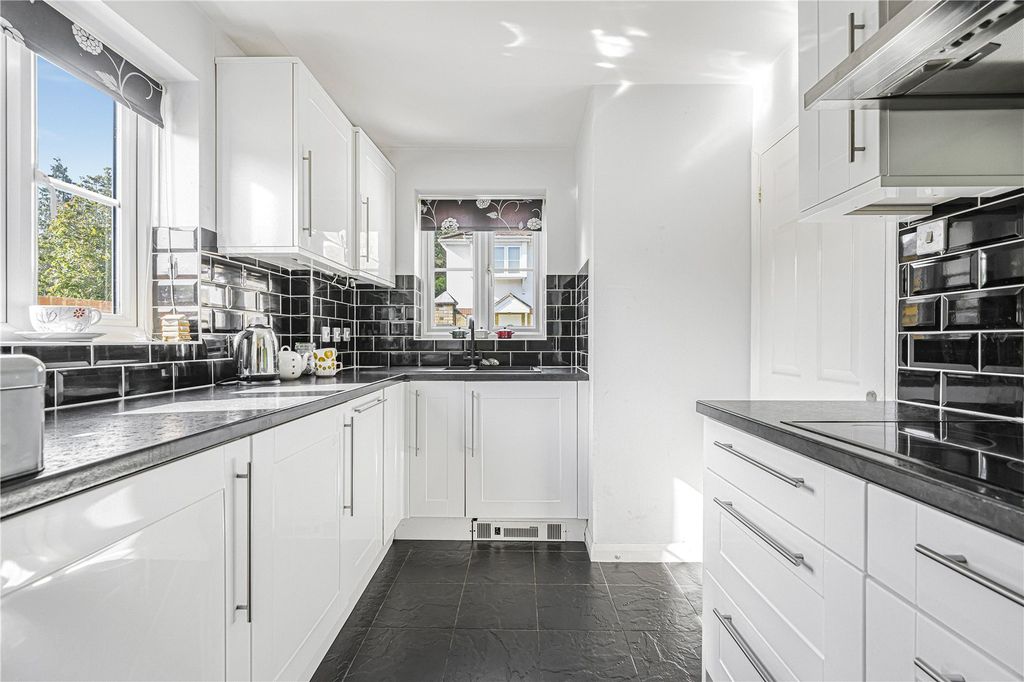 Property photo 3 of 13 Picture No. 08
