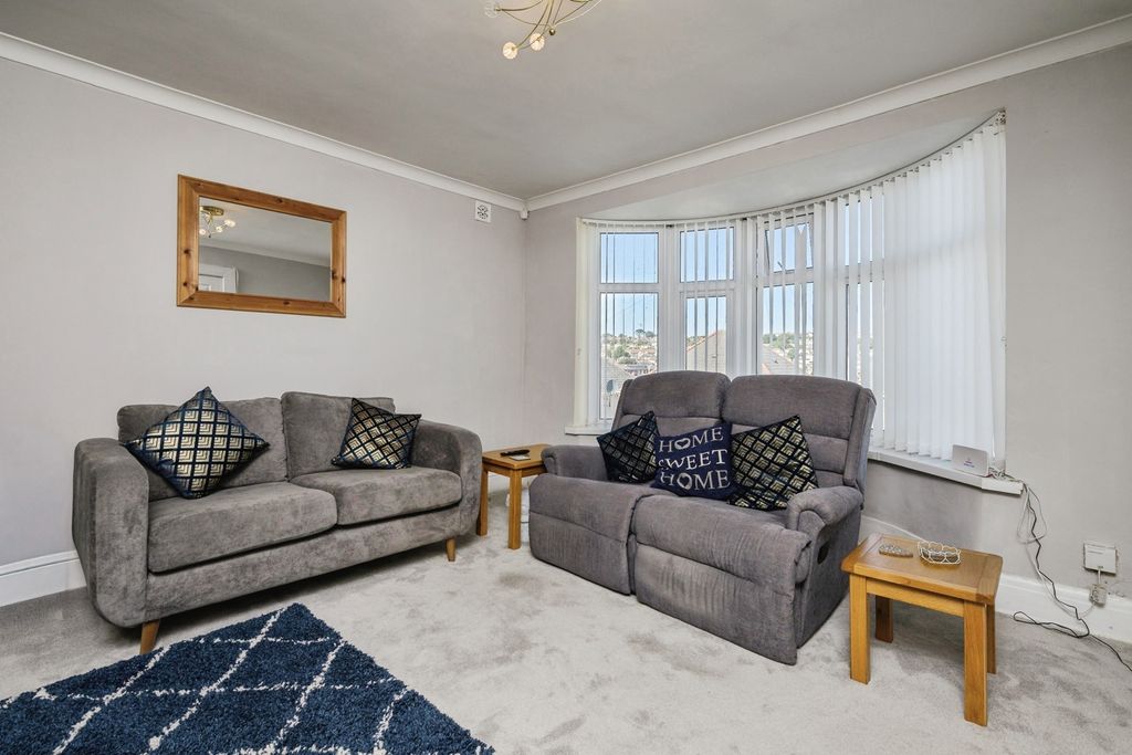 Property photo 2 of 19 Pbox-Img.Jpg