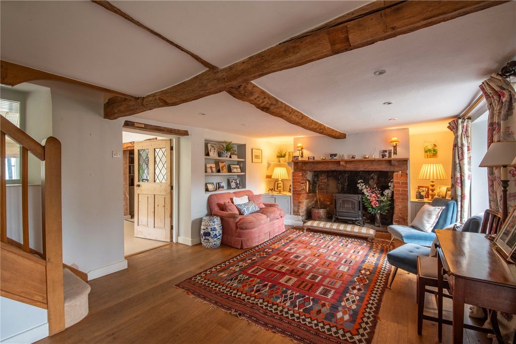 Property photo 2 of 17 Sitting Room