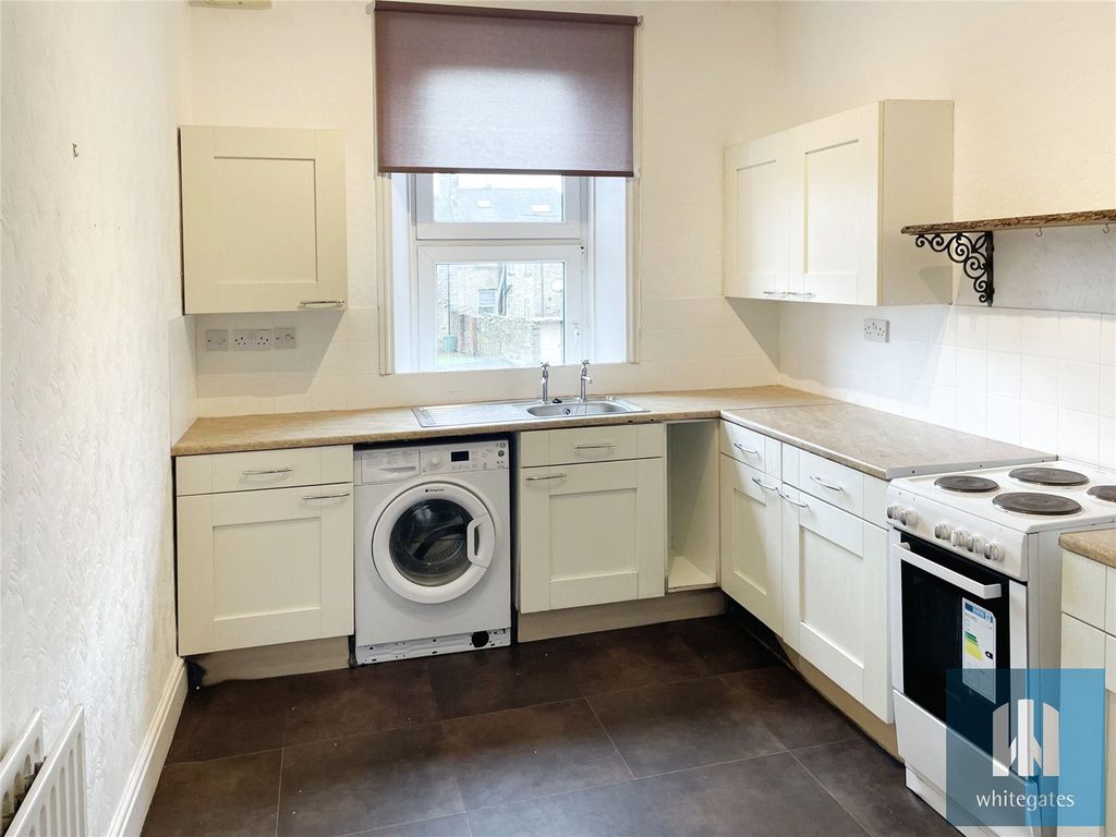 Property photo 2 of 12 Picture No. 87