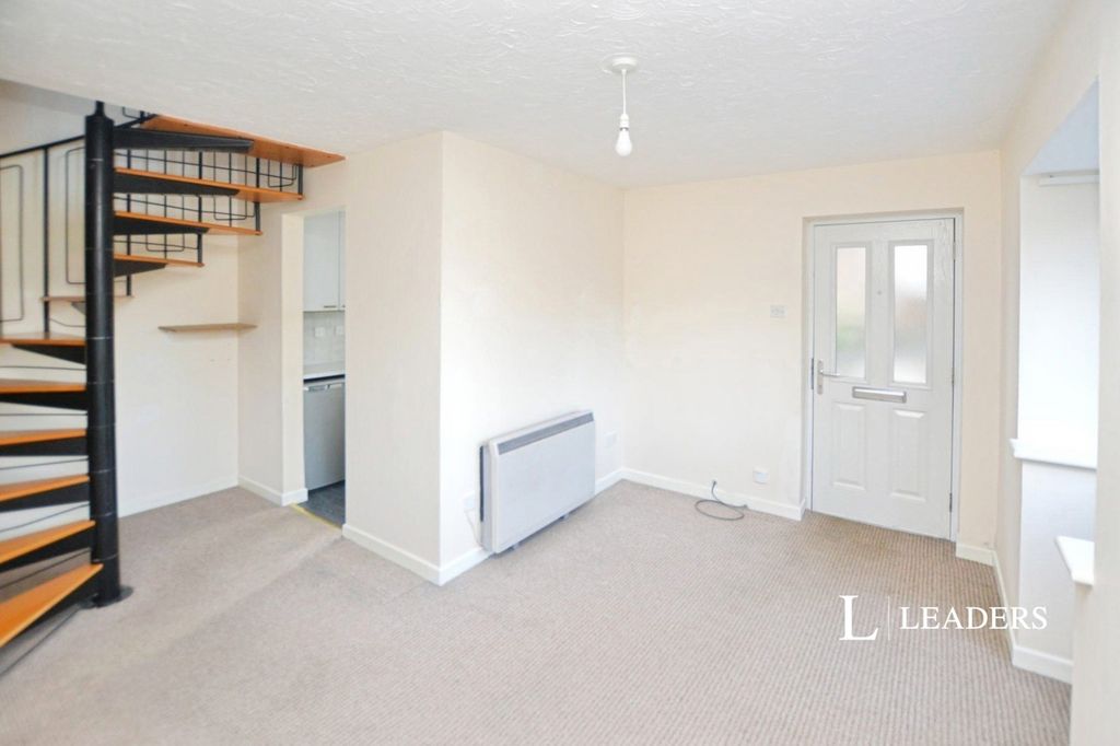 Property photo 3 of 6 Pbox-Img.Jpg