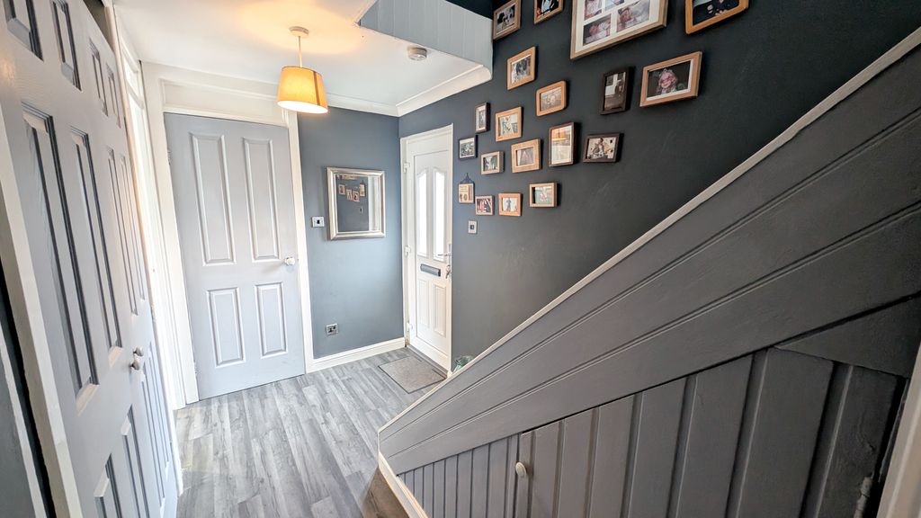 Property photo 3 of 21 Lower Hallway