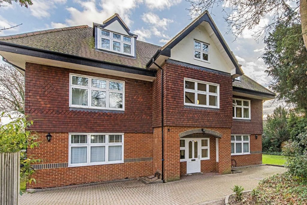 Property photo 1 of 4