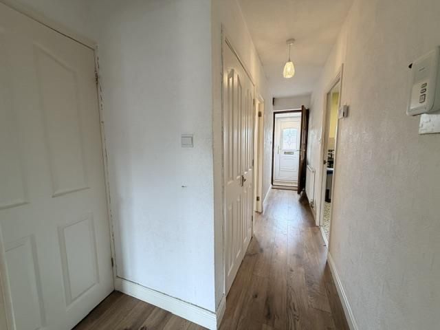 Property photo 3 of 14 Hallway.Jpeg