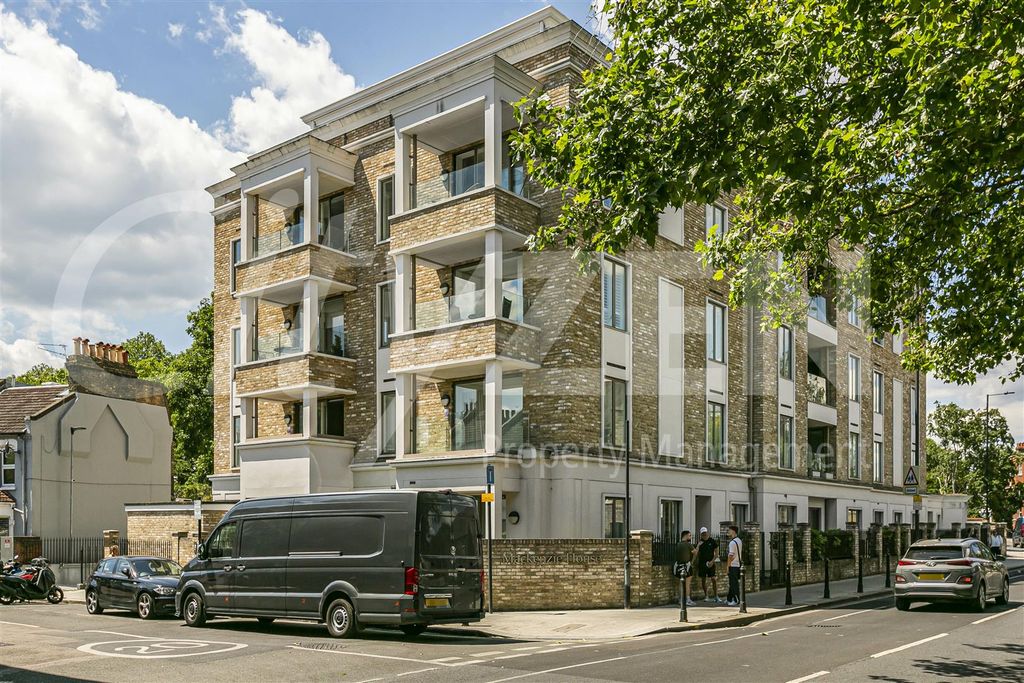 Property photo 3 of 21 Mackenzie House