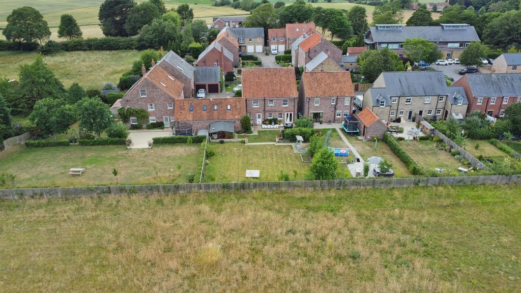 Property photo 1 of 25 Dji_0983-Dji_0985_Lzn.Jpg