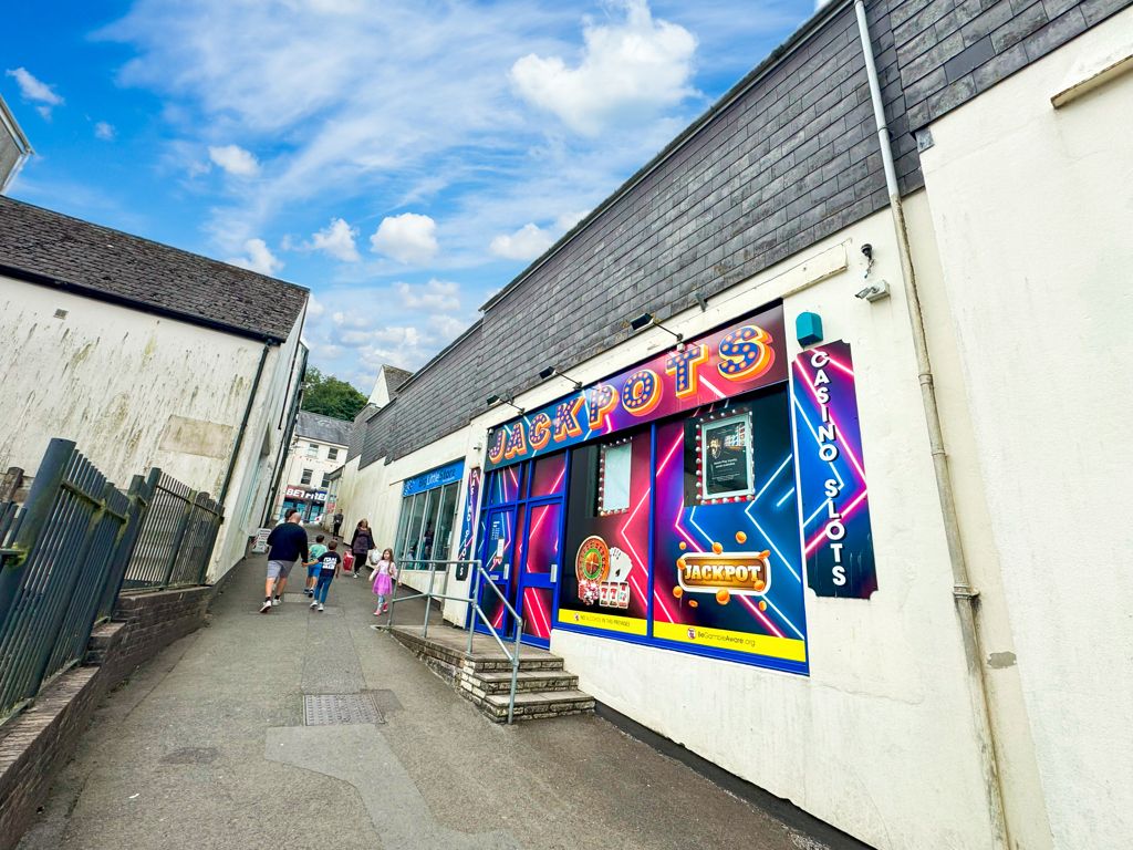 Property photo 1 of 3 Photo 3