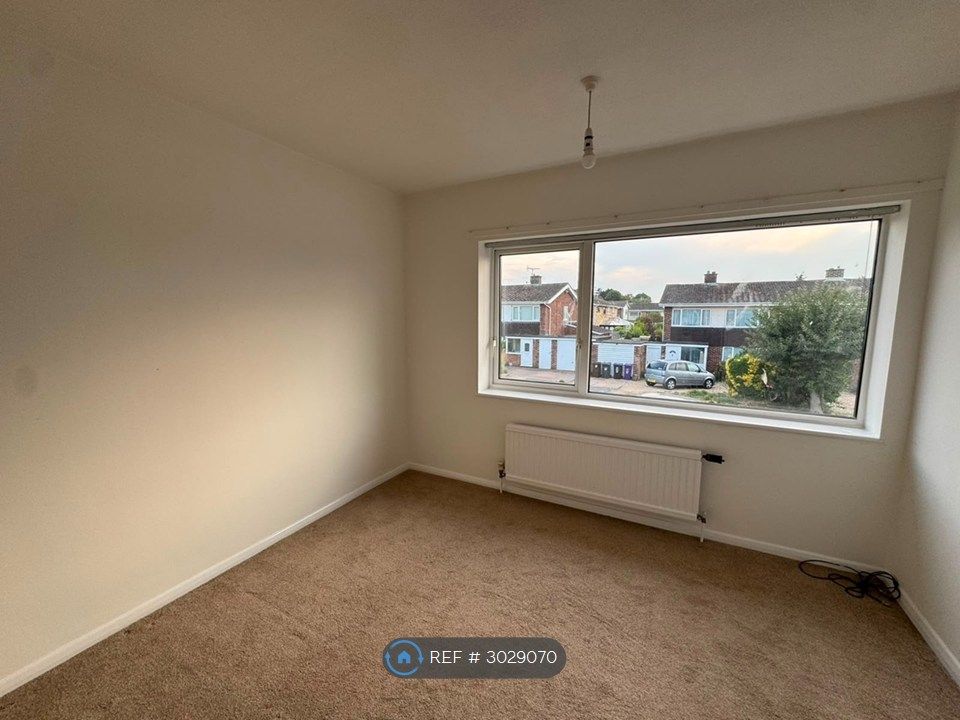 Property photo 2 of 26