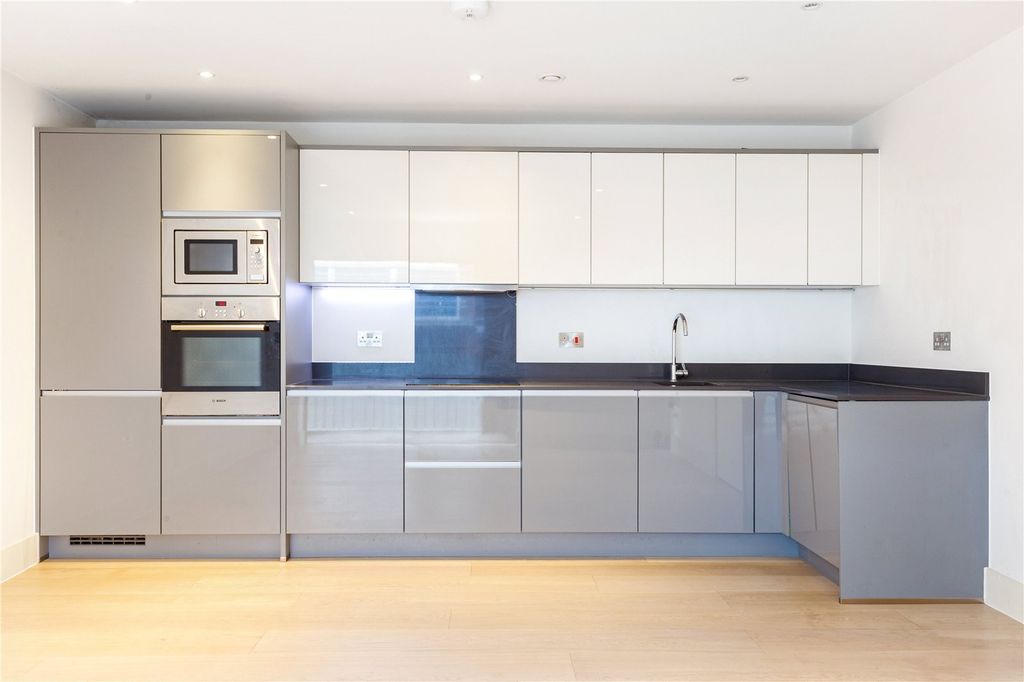 Property photo 2 of 12 Open Plan Living