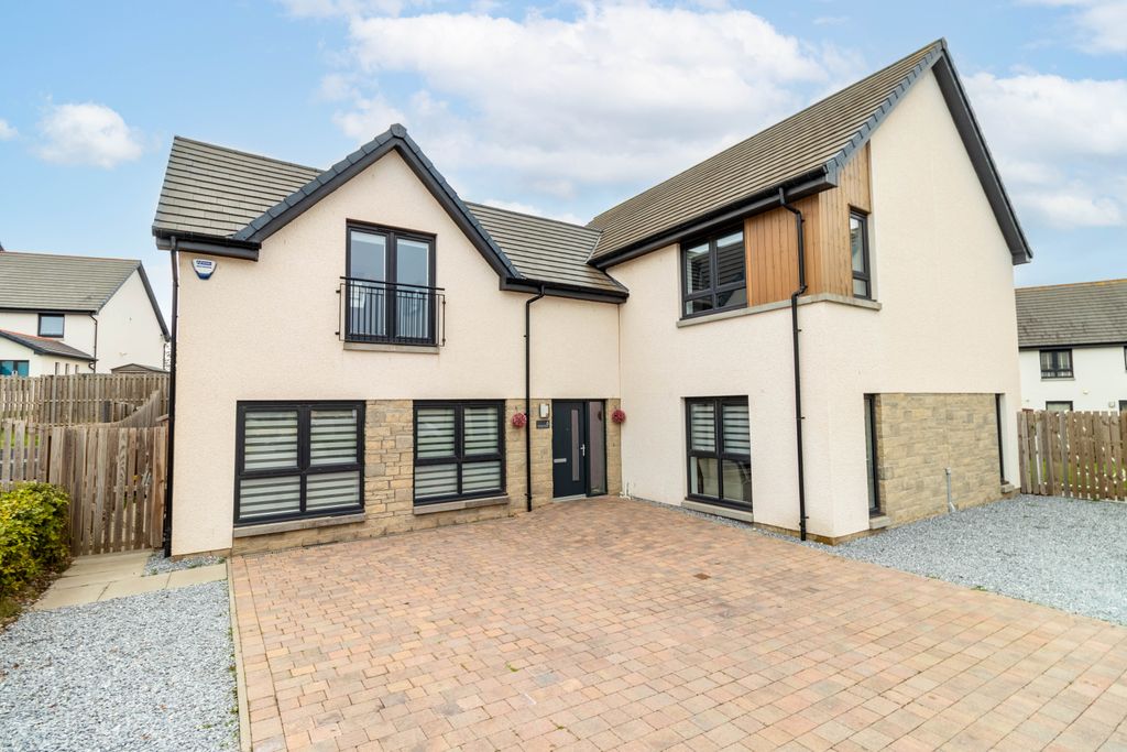 Property photo 1 of 36 Front Elevation