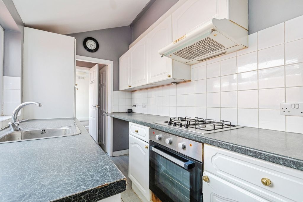 Property photo 3 of 14 Pbox-Img.Jpg