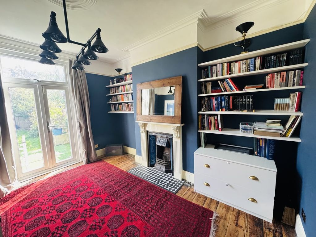 Property photo 3 of 19
