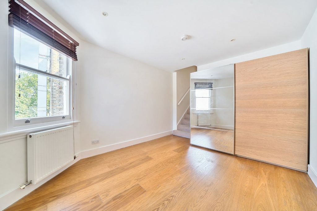 Property photo 3 of 9 Picture No. 07