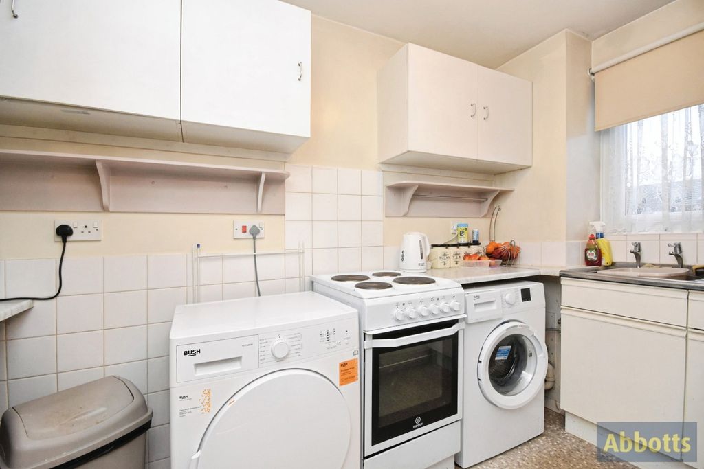 Property photo 2 of 37 Pbox-Img.Jpg