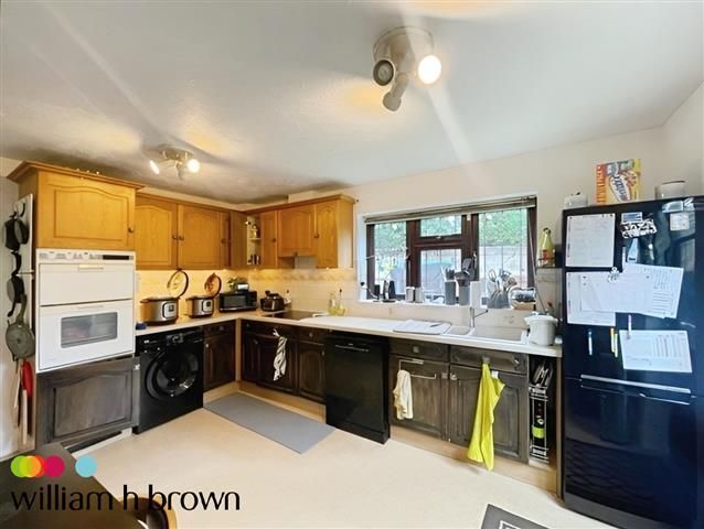 Property photo 1 of 13 Image