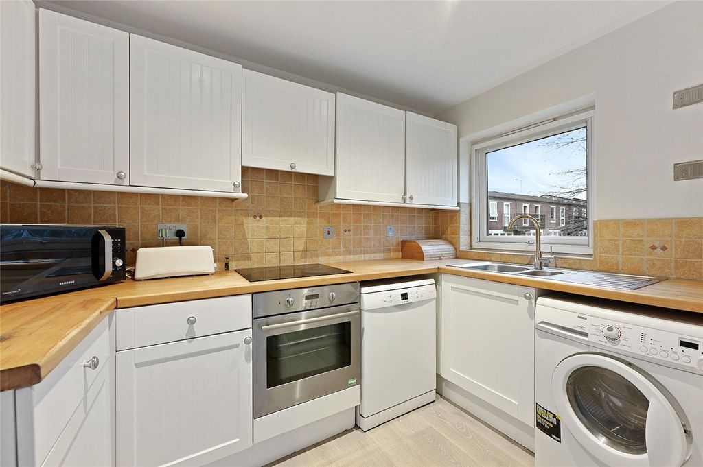 Property photo 2 of 9 Picture No. 08