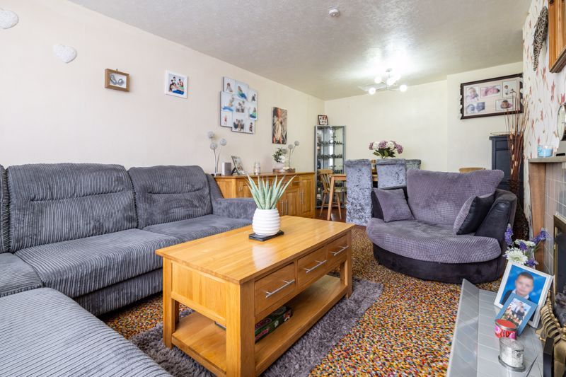 Property photo 2 of 19 Lounge/Diner