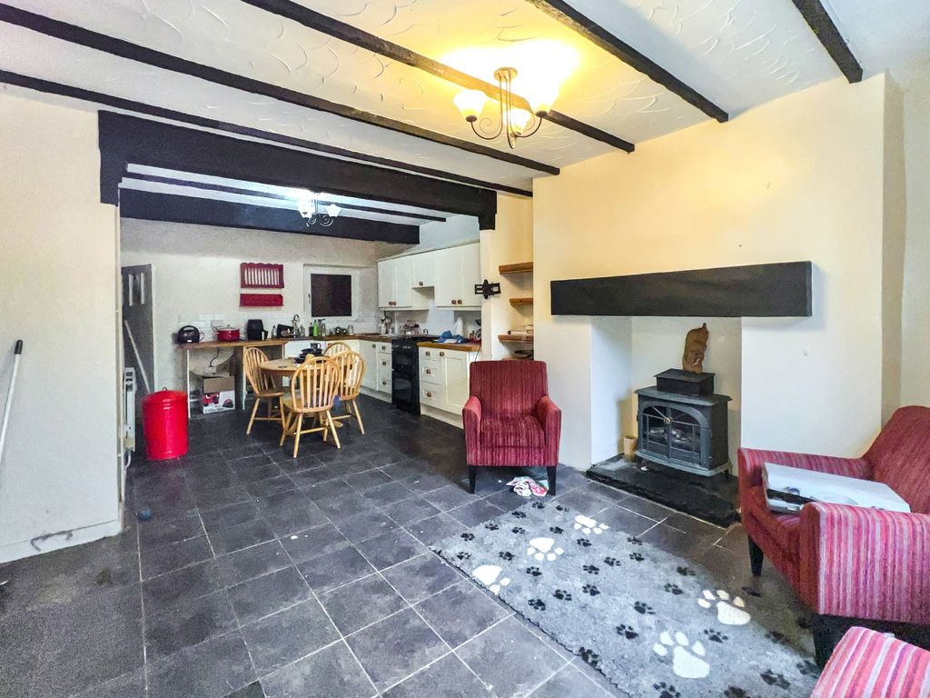 Property photo 2 of 18 Image 2