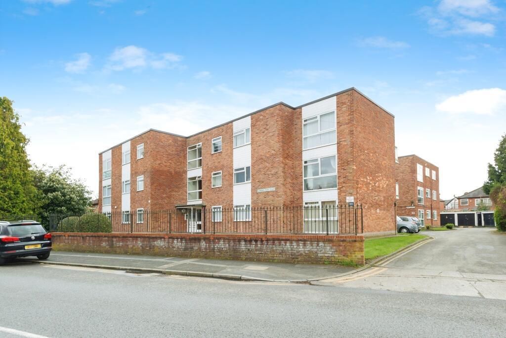 Property photo 1 of 9