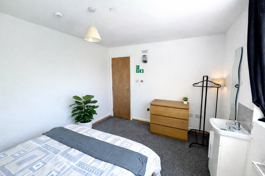 Property photo 2 of 3