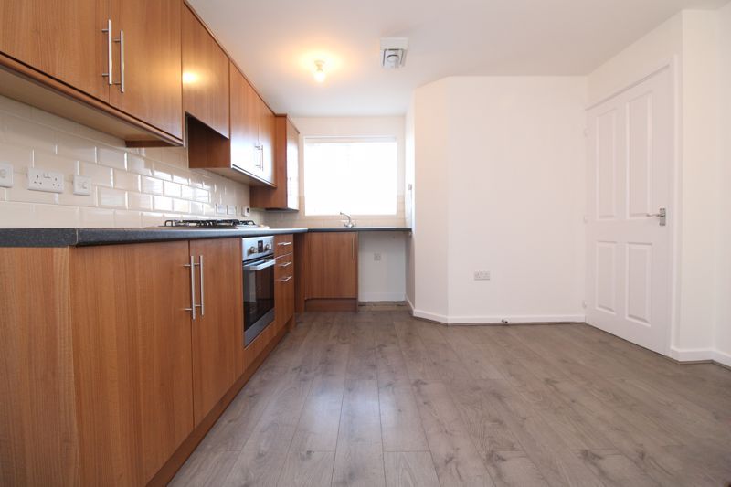 Property photo 3 of 12 Kitchen