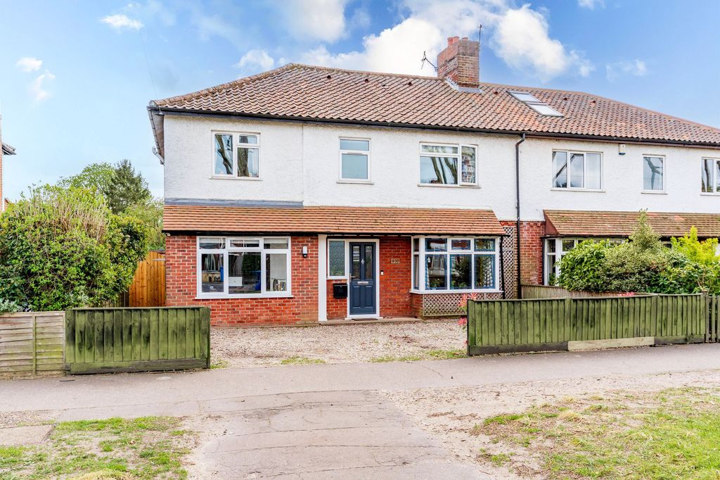 Property photo 1 of 23