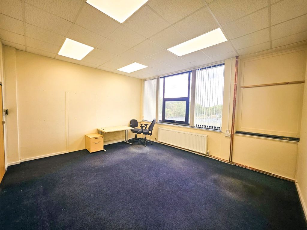 Property photo 2 of 3