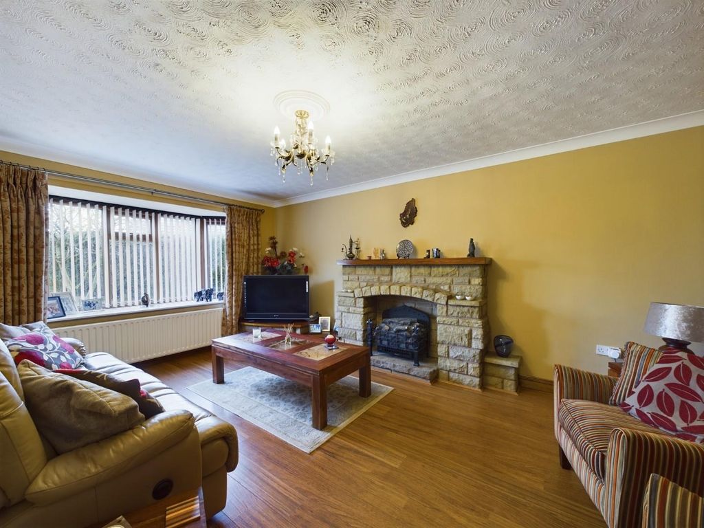 Property photo 2 of 15 Cam01238G0-Pr0216-Still003.Jpg