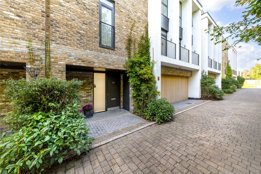 Property photo 1 of 23 Picture No. 18