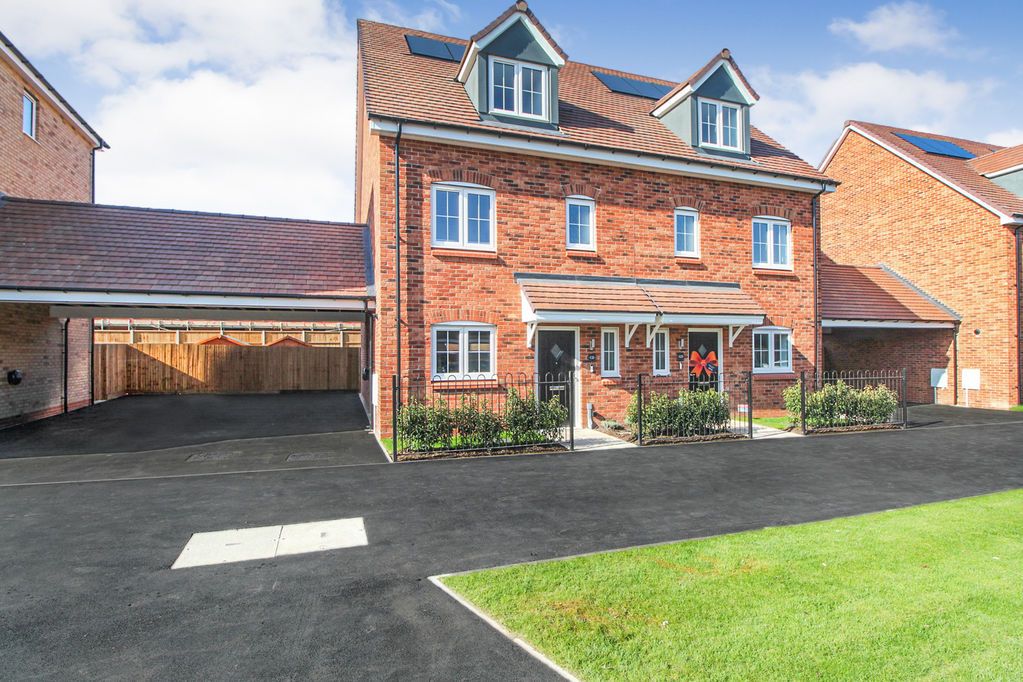 Property photo 1 of 13 Front