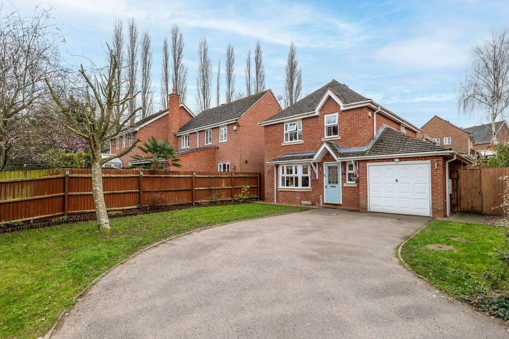 Property photo 1 of 31