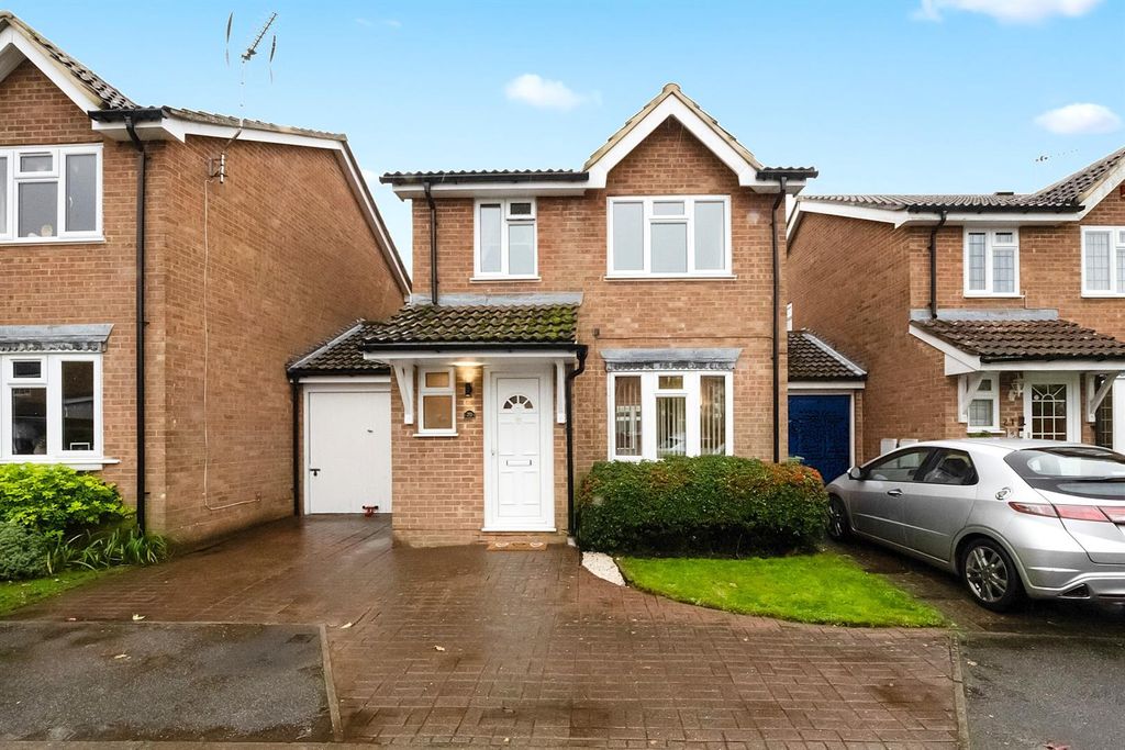 Property photo 1 of 17 20 CC Ext.Jpg