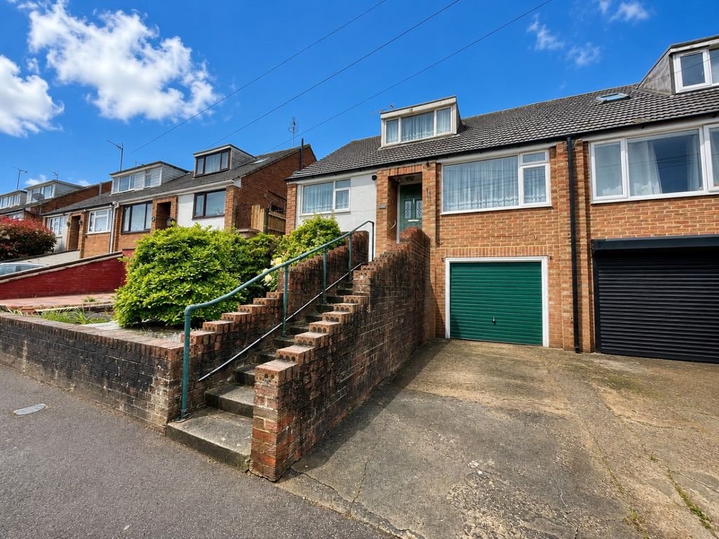 Property photo 1 of 11 5157261