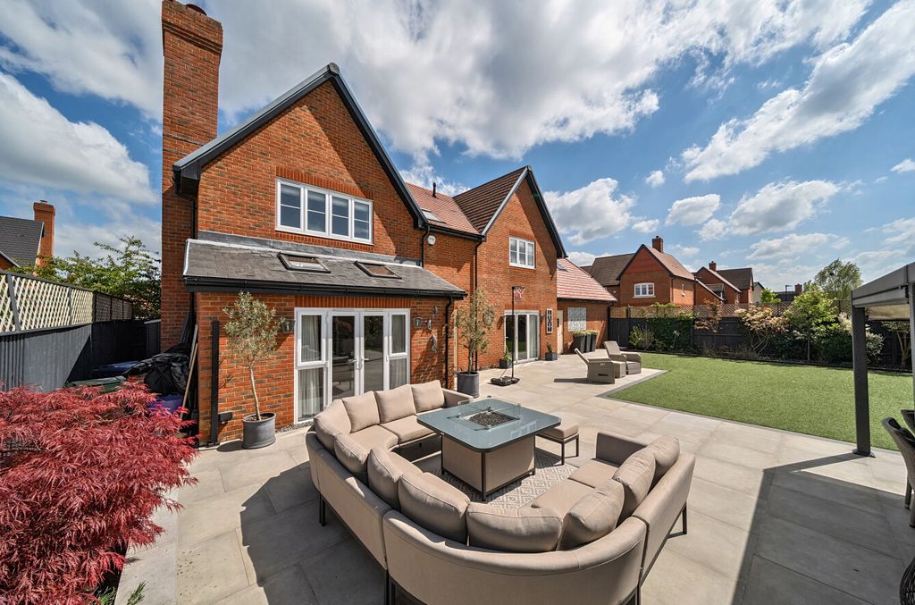 Additional image 31 of 5 bed detached house for saleAster Lea, Warfield, Bracknell RG42