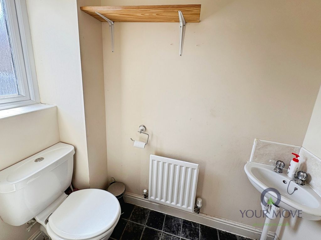 Property photo 3 of 11 W/C