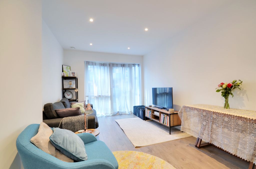 Property photo 1 of 7 Lounge Area_Pic_ (2).Jpg