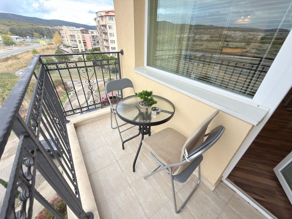 Property photo 2 of 7