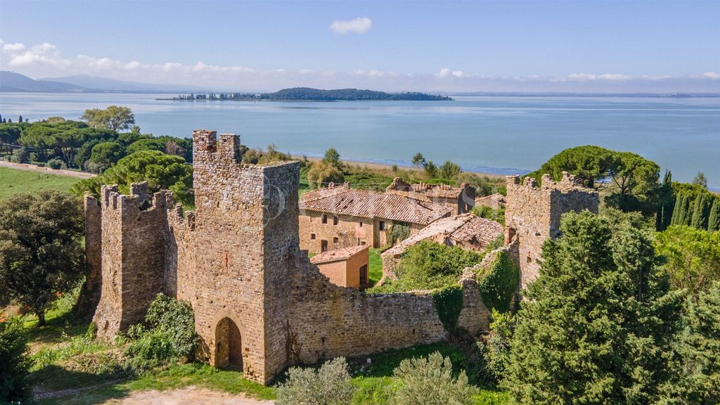 Property photo 1 of 30 Castle To Be Relived In The Enchantment Of Lake Trasimene