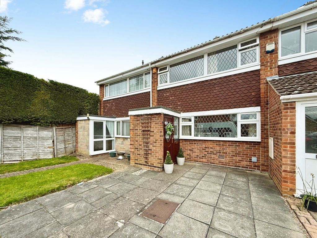 Property photo 1 of 18